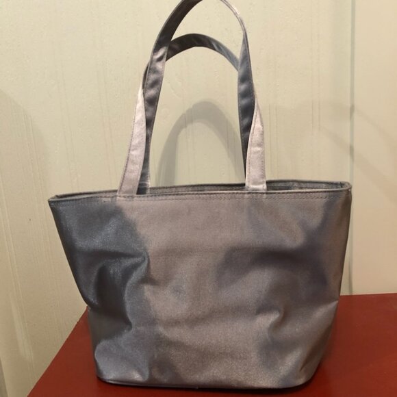 Jessica McClintock purse/handbag, front trimmed with gray roses - Picture 2 of 5